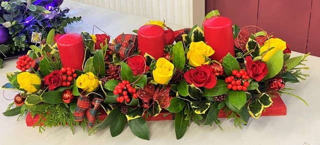 Flower arranging led by Lynne Christmas 2023 - demonstration 3